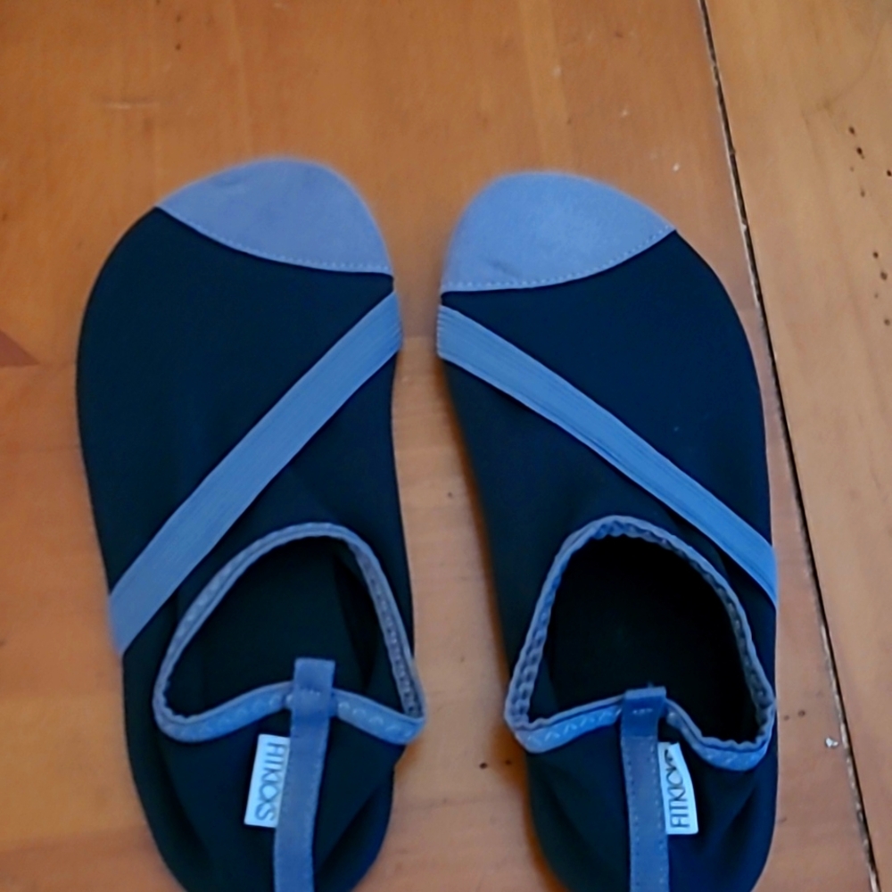 Fitkicks yoga shoes